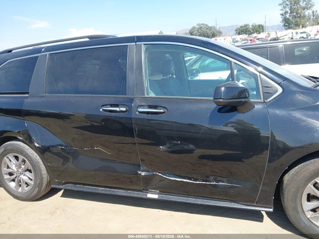 Toyota SIENNA XLE 2023 5TDYRKEC9PS174065 Image 17