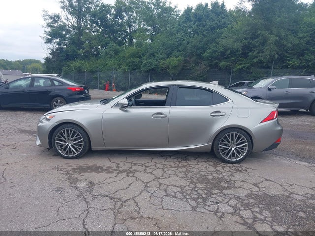 45850213 :رقم المزاد ، JTHCM1D22G5011175 vin ، 2016 Lexus Is 300 مزاد بيع
