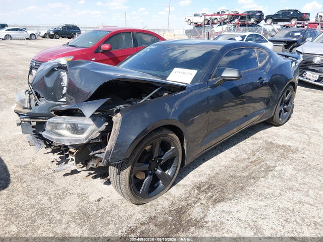 45850238 :رقم المزاد ، 1G1FB1RS9J0145059 vin ، 2018 Chevrolet Camaro 1lt مزاد بيع