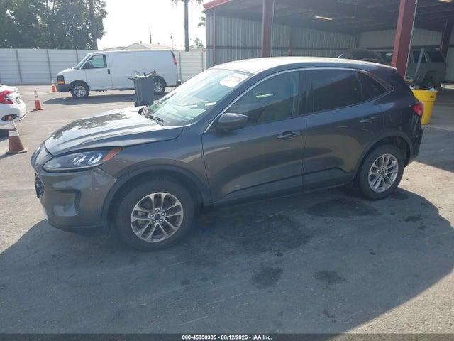 Ford ESCAPE SE 2020 1FMCU9G67LUC61909 Image 2