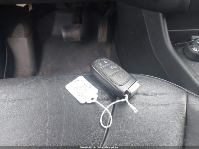 2014 Jeep Cherokee Limited მანქანა იყიდება აუქციონზე, vin: 1C4PJMDS0EW210780, აუქციონის ნომერი: 45850329