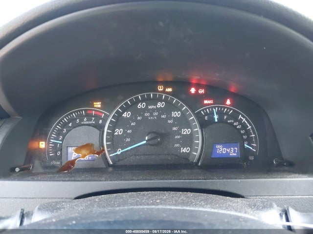 45850459 :رقم المزاد ، 4T1BF1FK4EU313389 vin ، 2014 Toyota Camry Le مزاد بيع
