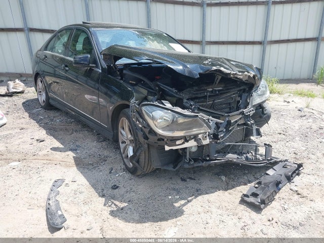 2014 Mercedes-benz C 250 Sport მანქანა იყიდება აუქციონზე, vin: WDDGF4HB3EG238634, აუქციონის ნომერი: 45850465