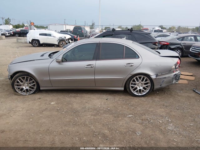 2007 Mercedes-benz E 550 მანქანა იყიდება აუქციონზე, vin: WDBUF72X27B123881, აუქციონის ნომერი: 45850504