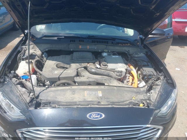 3FA6P0LU6KR262148 Ford Fusion Hybrid Se