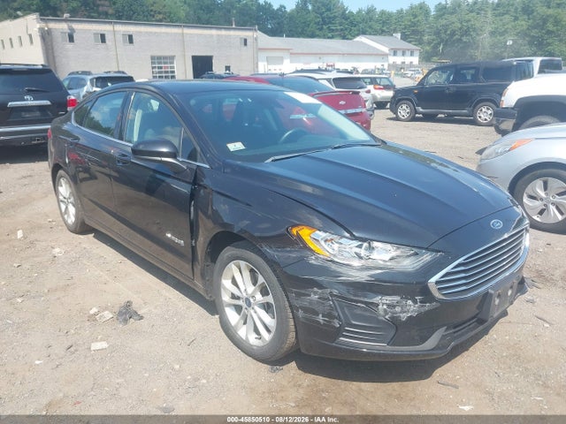 3FA6P0LU6KR262148 Ford Fusion Hybrid Se