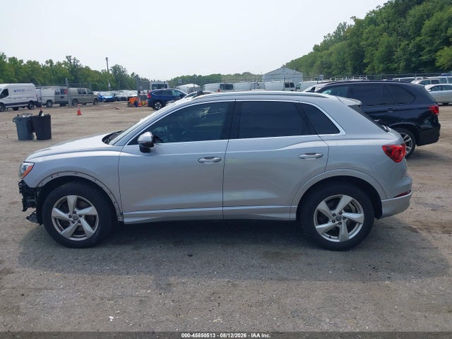 Продаж на аукціоні авто 2020 Audi Q3 Premium 45 Tfsi Quattro Tiptronic, vin: WA1AECF39L1044547, номер лоту: 45850513