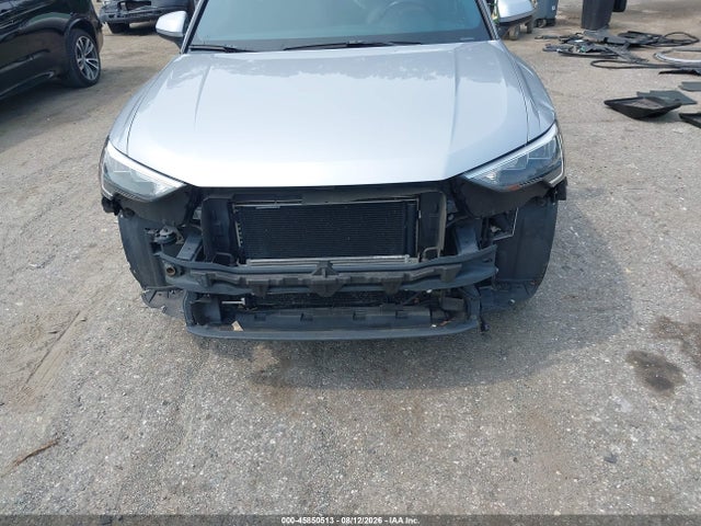 Продаж на аукціоні авто 2020 Audi Q3 Premium 45 Tfsi Quattro Tiptronic, vin: WA1AECF39L1044547, номер лоту: 45850513