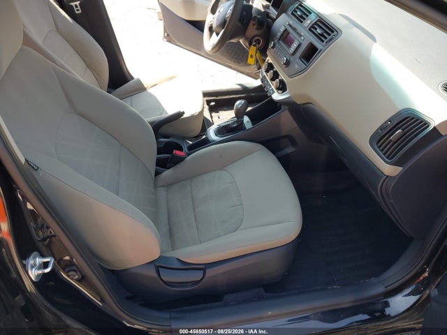 2015 Kia Rio Lx მანქანა იყიდება აუქციონზე, vin: KNADM5A31F6515457, აუქციონის ნომერი: 45850517