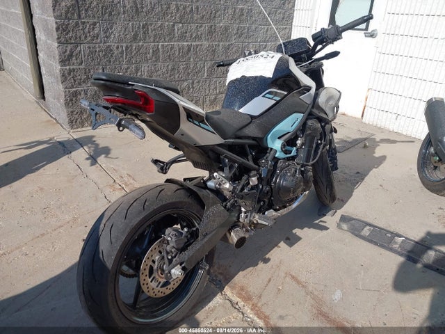 Продаж на аукціоні авто 2025 Kawasaki Zr900 S, vin: ML5ZRDS15SDA04824, номер лоту: 45850524