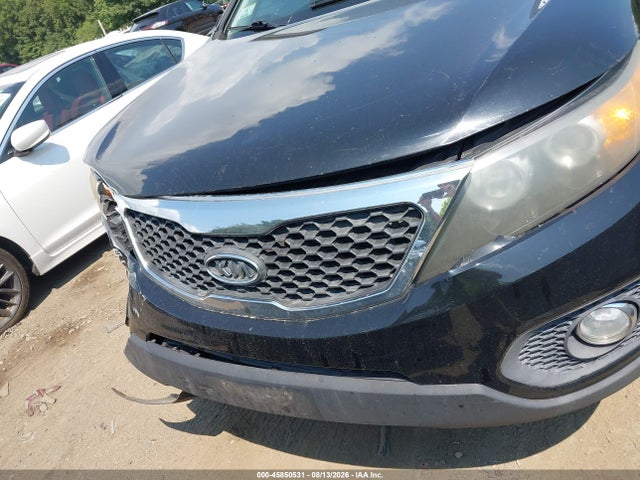 Auction sale of the 2011 Kia Sorento Lx, vin: 5XYKT3A11BG092662, lot number: 45850531