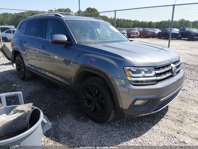 2018 Volkswagen Atlas 3.6l V6 Se/3.6l V6 Se W/technology მანქანა იყიდება აუქციონზე, vin: 1V2DR2CAXJC501743, აუქციონის ნომერი: 45850533