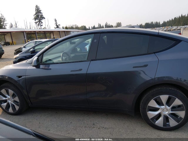 Продажа на аукционе авто 2023 Tesla Model Y Awd/long Range Dual Motor All-wheel Drive, vin: 7SAYGDEE5PF960083, номер лота: 45850538