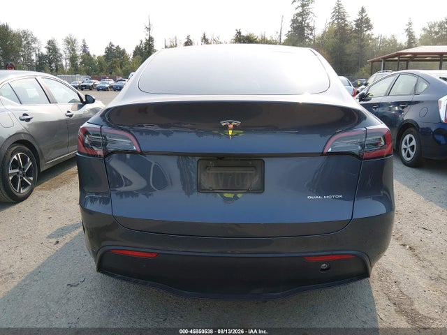 Продажа на аукционе авто 2023 Tesla Model Y Awd/long Range Dual Motor All-wheel Drive, vin: 7SAYGDEE5PF960083, номер лота: 45850538