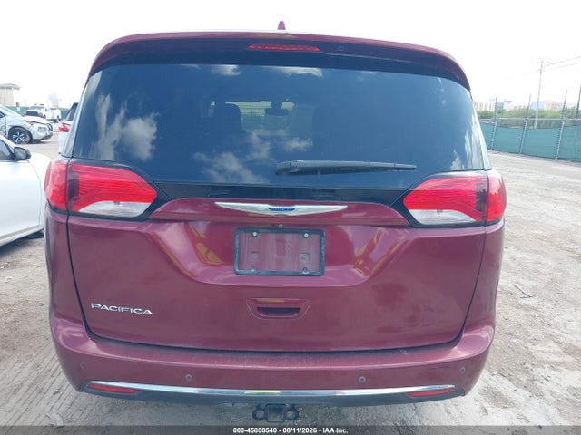 45850540 :رقم المزاد ، 2C4RC1FG7JR280225 vin ، 2018 Chrysler Pacifica Touring Plus مزاد بيع