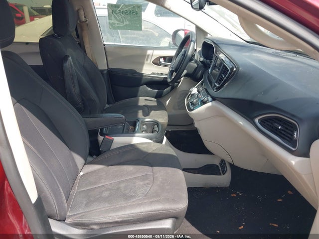 45850540 :رقم المزاد ، 2C4RC1FG7JR280225 vin ، 2018 Chrysler Pacifica Touring Plus مزاد بيع