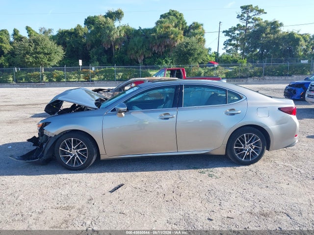 45850544 :رقم المزاد ، 58ABK1GG1HU062026 vin ، 2017 Lexus Es 350 مزاد بيع