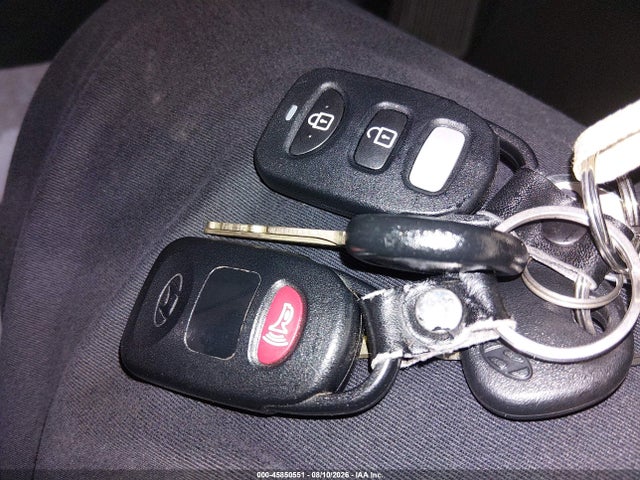 5NPD74LF9KH487743 Hyundai ELANTRA SE
