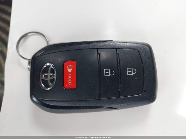 JTDACACUXR3018890 Toyota Prius Prime Xse