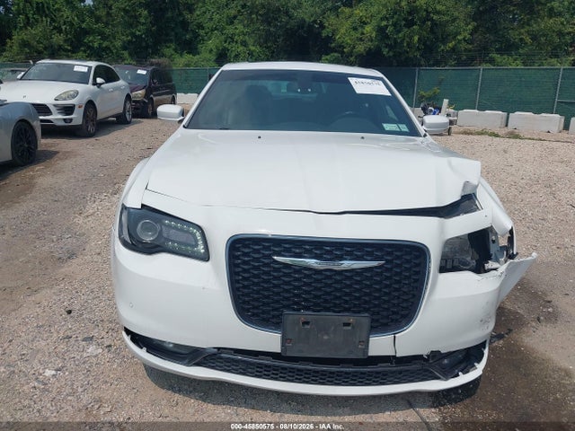 Продаж на аукціоні авто 2016 Chrysler 300 300s, vin: 2C3CCABG1GH147930, номер лоту: 45850575