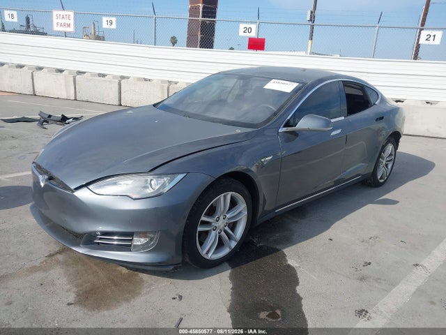 Продажа на аукционе авто 2013 Tesla Model S, vin: 5YJSA1CG1DFP27255, номер лота: 45850577