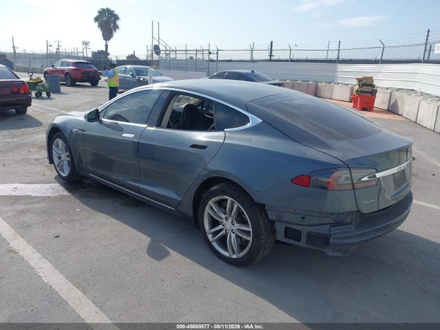 Продажа на аукционе авто 2013 Tesla Model S, vin: 5YJSA1CG1DFP27255, номер лота: 45850577
