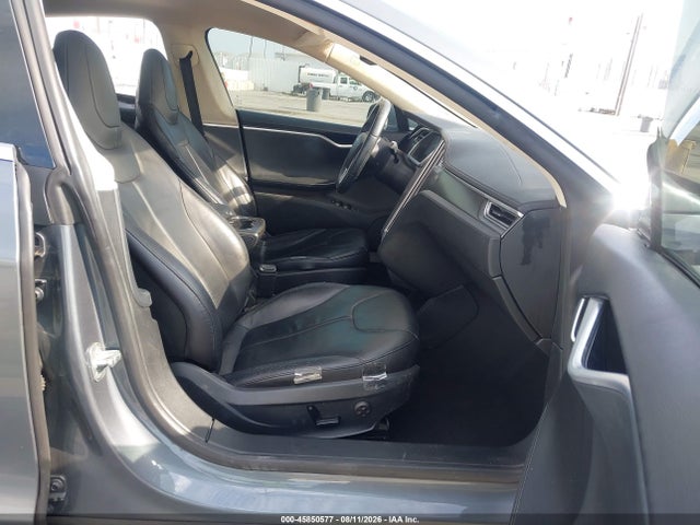 Продажа на аукционе авто 2013 Tesla Model S, vin: 5YJSA1CG1DFP27255, номер лота: 45850577