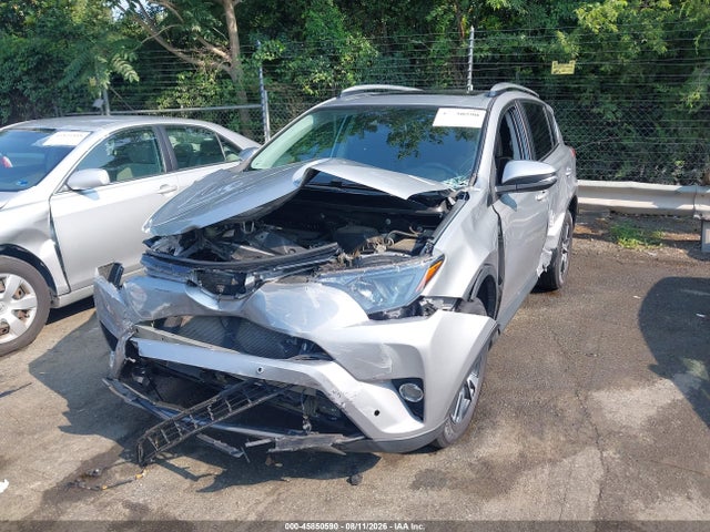2017 Toyota Rav4 Xle მანქანა იყიდება აუქციონზე, vin: 2T3WFREVXHW347327, აუქციონის ნომერი: 45850590
