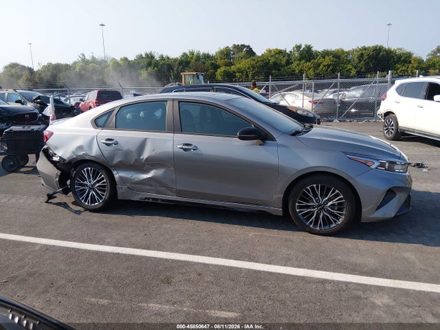 2022 Kia Forte Gt-line მანქანა იყიდება აუქციონზე, vin: 3KPF54AD3NE487486, აუქციონის ნომერი: 45850647