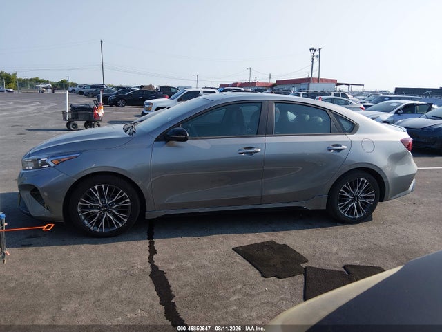 2022 Kia Forte Gt-line მანქანა იყიდება აუქციონზე, vin: 3KPF54AD3NE487486, აუქციონის ნომერი: 45850647