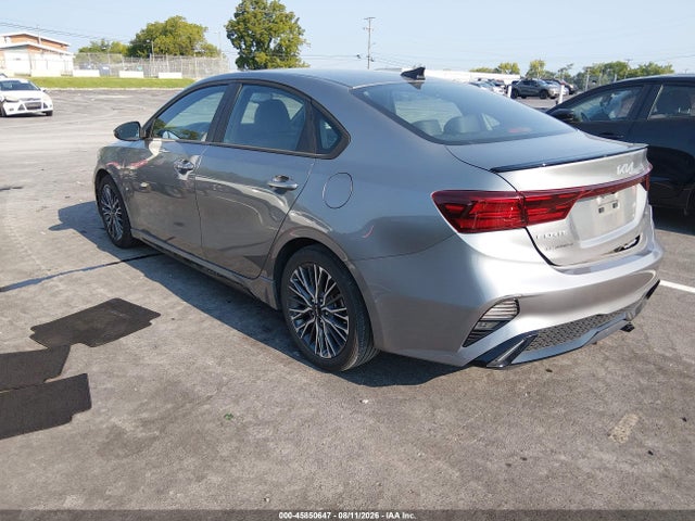 2022 Kia Forte Gt-line მანქანა იყიდება აუქციონზე, vin: 3KPF54AD3NE487486, აუქციონის ნომერი: 45850647