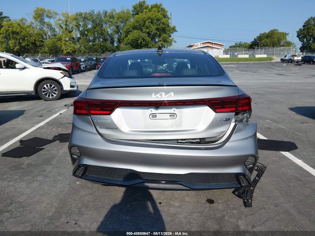 2022 Kia Forte Gt-line მანქანა იყიდება აუქციონზე, vin: 3KPF54AD3NE487486, აუქციონის ნომერი: 45850647