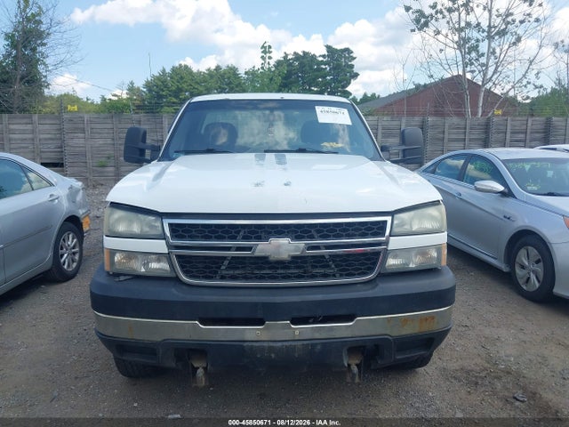 Продажа на аукционе авто 2005 Chevrolet Silverado 2500hd Work Truck, vin: 1GBHK24275E197767, номер лота: 45850671