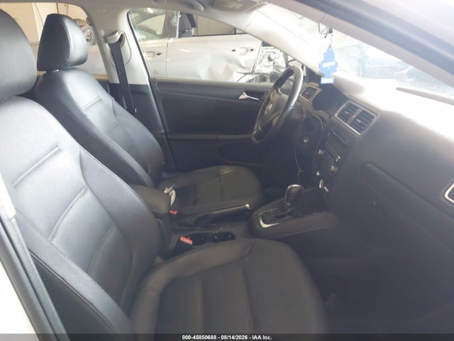 2011 Volkswagen Jetta 2.5l Se მანქანა იყიდება აუქციონზე, vin: 3VWDZ7AJ9BM110680, აუქციონის ნომერი: 45850688