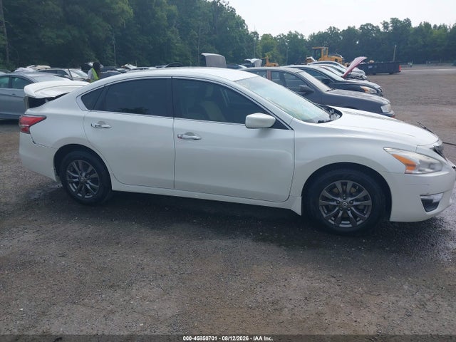 Продаж на аукціоні авто 2015 Nissan Altima 2.5 S, vin: 1N4AL3AP5FC476816, номер лоту: 45850701