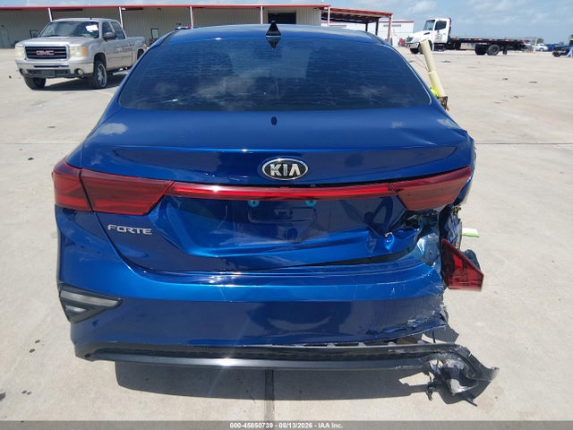 2021 Kia Forte Lxs მანქანა იყიდება აუქციონზე, vin: 3KPF24AD8ME364046, აუქციონის ნომერი: 45850739
