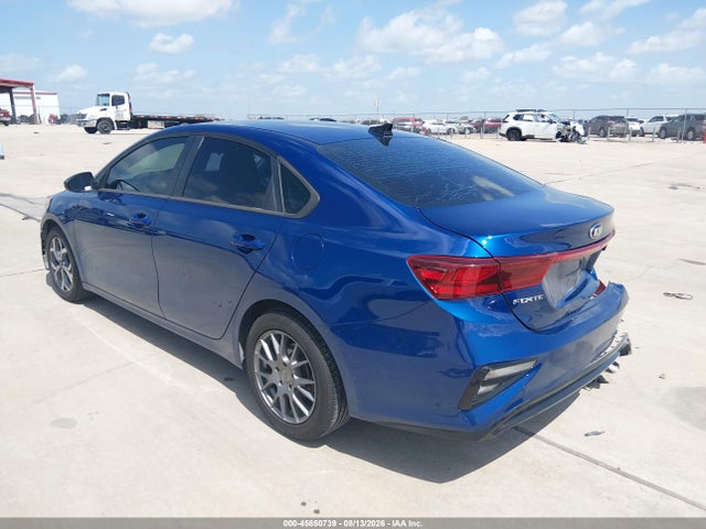 2021 Kia Forte Lxs მანქანა იყიდება აუქციონზე, vin: 3KPF24AD8ME364046, აუქციონის ნომერი: 45850739