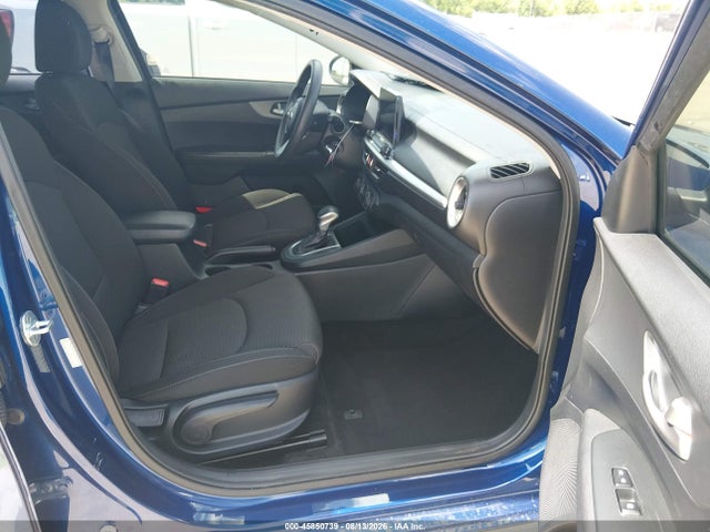 2021 Kia Forte Lxs მანქანა იყიდება აუქციონზე, vin: 3KPF24AD8ME364046, აუქციონის ნომერი: 45850739