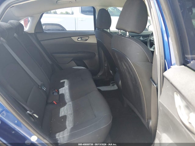 2021 Kia Forte Lxs მანქანა იყიდება აუქციონზე, vin: 3KPF24AD8ME364046, აუქციონის ნომერი: 45850739