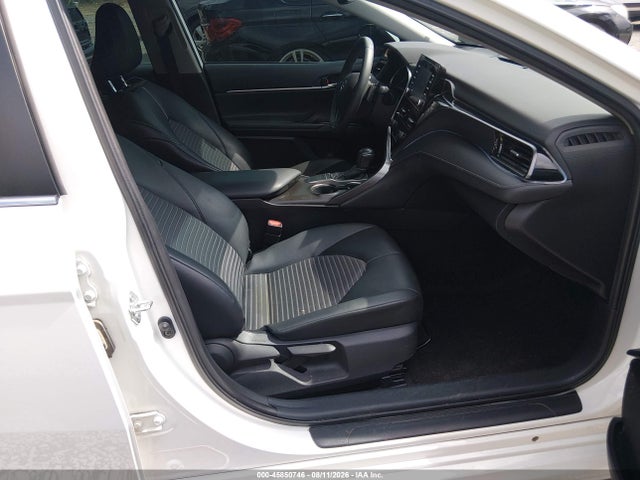 45850746 :رقم المزاد ، 4T1T11AK9NU658606 vin ، 2022 Toyota Camry Se مزاد بيع