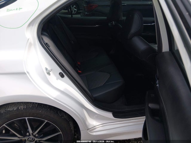 45850746 :رقم المزاد ، 4T1T11AK9NU658606 vin ، 2022 Toyota Camry Se مزاد بيع