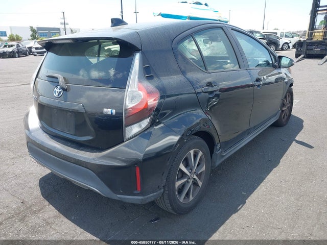 Toyota Prius C Four 2018 JTDKDTB32J1605266 Image 4