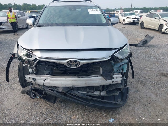 2022 Toyota Highlander Xle მანქანა იყიდება აუქციონზე, vin: 5TDGZRBHXNS565940, აუქციონის ნომერი: 45850785