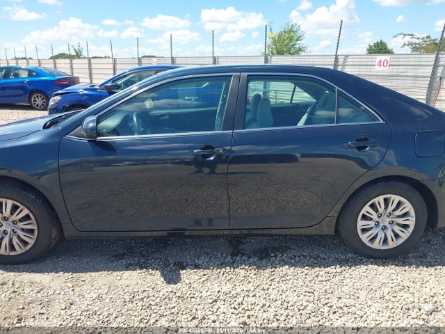 45850789 :رقم المزاد ، 4T1BF1FK0EU852866 vin ، 2014 Toyota Camry L مزاد بيع