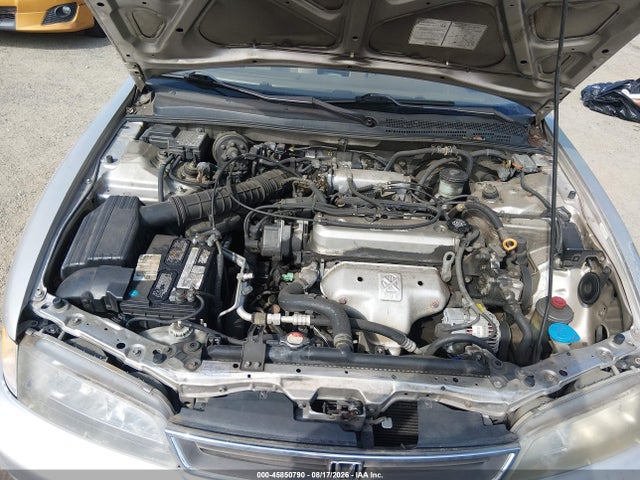45850790 :رقم المزاد ، 1HGCD5608VA070516 vin ، 1997 Honda Accord Se مزاد بيع