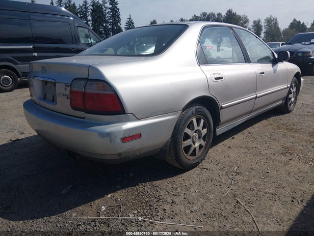 45850790 :رقم المزاد ، 1HGCD5608VA070516 vin ، 1997 Honda Accord Se مزاد بيع
