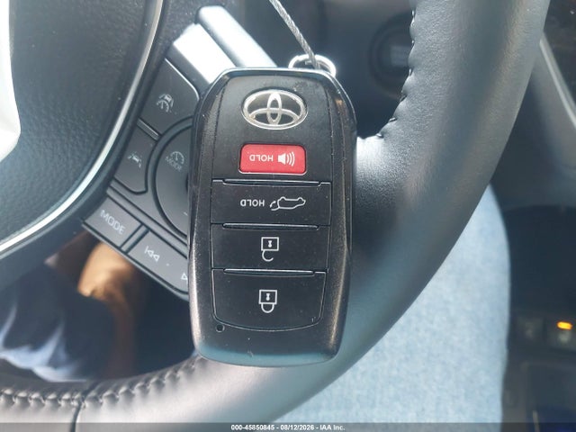 Aukcja sprzedaży 2026 Toyota Corolla Cross Xle, vin: 7MUDAABGXTV158092, numer aukcji: 45850845