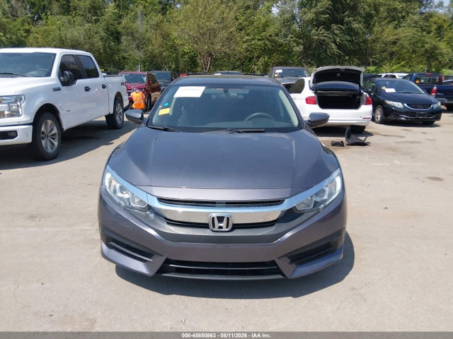 45850863 :رقم المزاد ، 19XFC2F58GE013449 vin ، 2016 Honda Civic Lx مزاد بيع