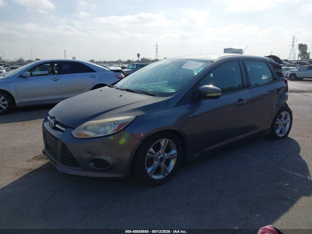 Ford FOCUS SE 2014 1FADP3K2XEL288473 Image 2
