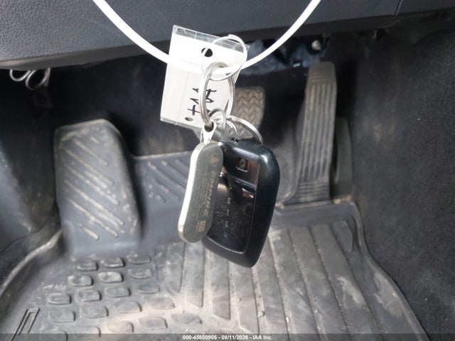 2026 Toyota Camry Le მანქანა იყიდება აუქციონზე, vin: 4T1DBADKXTU043606, აუქციონის ნომერი: 45850905